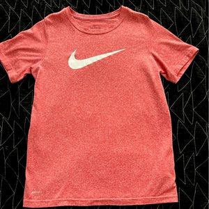 Nike Boys Heathered Red Dri-Fit T-shirt Size Large - like new
